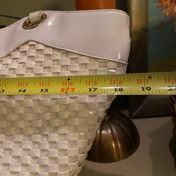 Liz Claiborne Basket Weave Tote - Picture 10 of 13